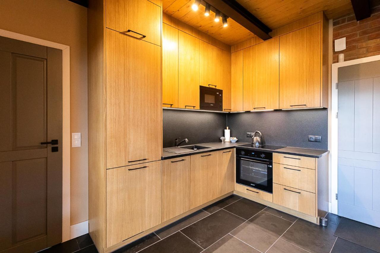 Rentplanet - Apartament Warynskiego シクラルスカ・ポレンバ エクステリア 写真